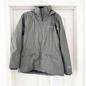 Columbia Sage Green Insulated Mid Weight Rain Jacket size Medium